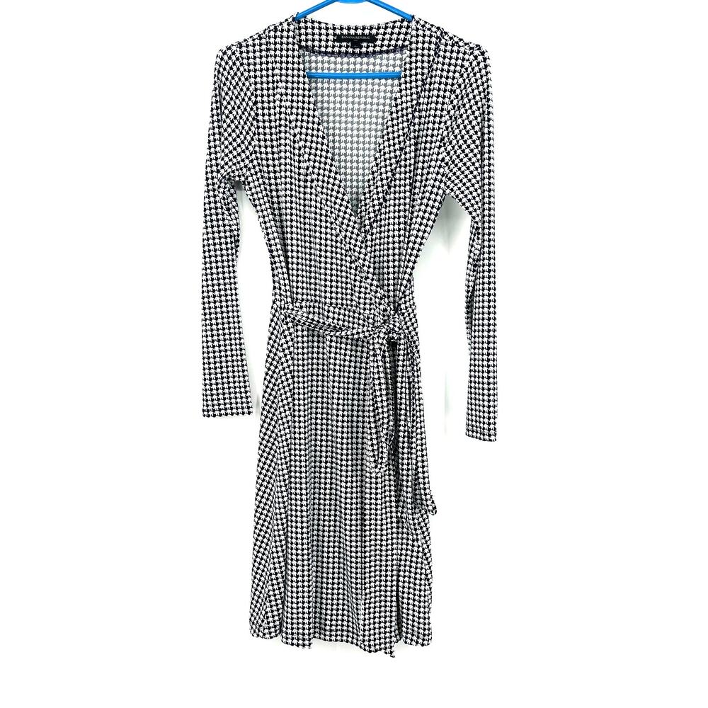 Banana Republic Size Small Dress Black & White Elephant Print Wrap Style